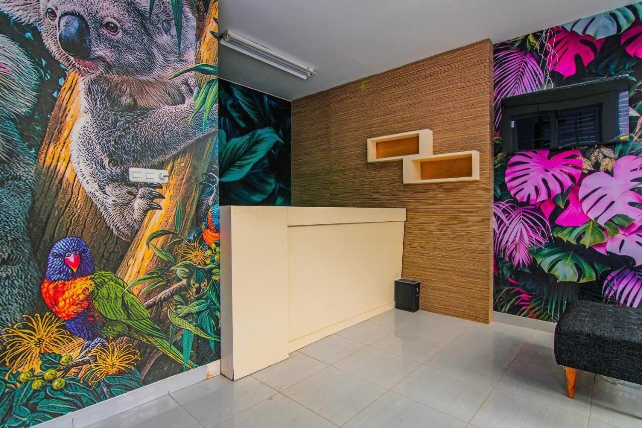 ホテル Oyo 92300 Koala House プカンバル エクステリア 写真